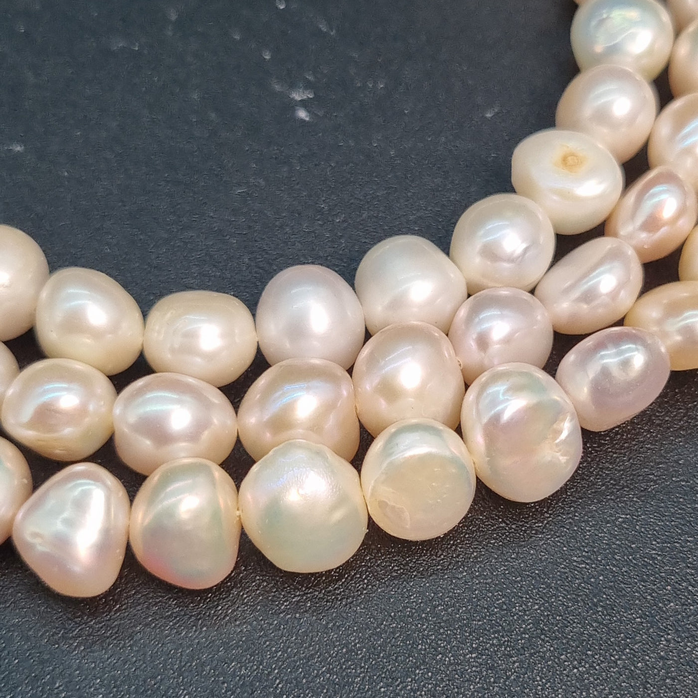 Perla-cultivda-bola-luneta-color-perla-medida-8-9 mm-bisuteria.