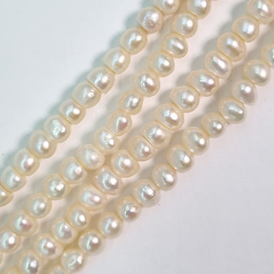 Perla Cultivada 4-6 mm. por tira O2504