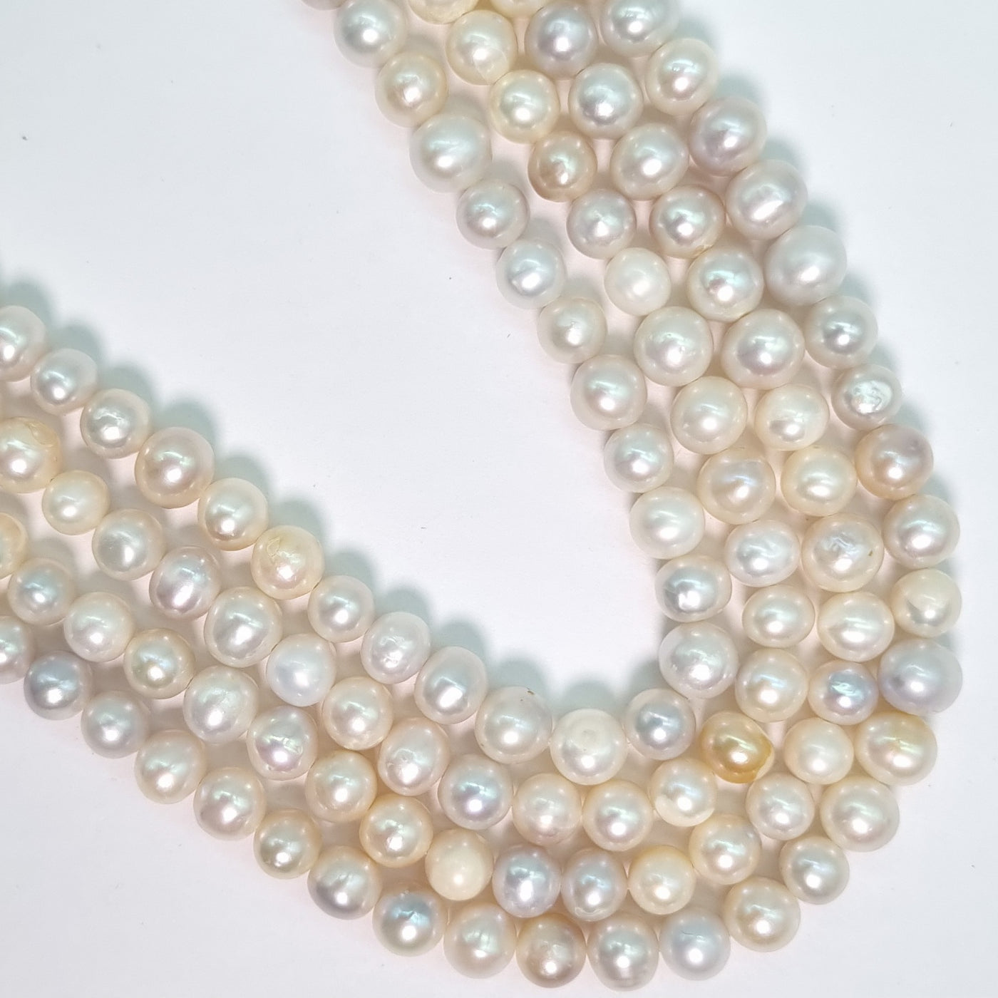 Perla Cultivada de 4-8 mm. por tira O2506