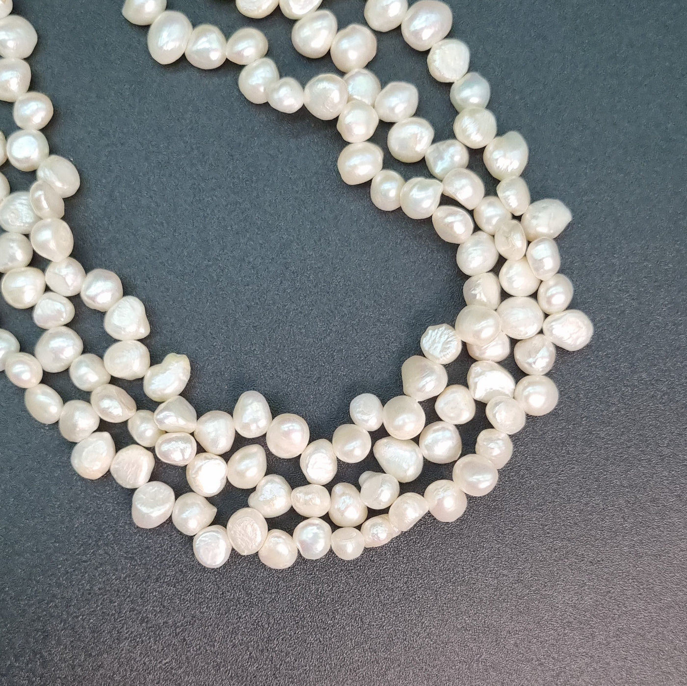 Perla-cultivada-luneta-color-blanco-medida-7-8 mm-bisuteria.